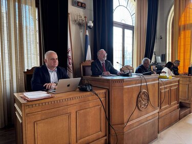 Αγριμανάκης αντί δημάρχου