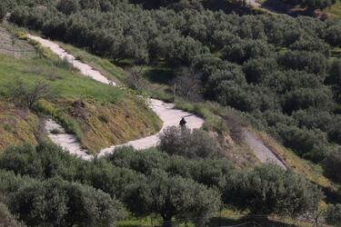 λευθερία - Με εκπαιδευμένους σκύλους και drones οι έρευνες 