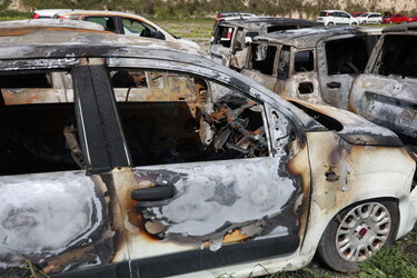 χώρος στάθμευσης ενοικιαζόμενα φωτιά