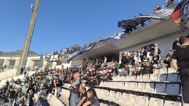 Φωτογραφίες μέσα από το Πανθεσσαλικό, στις εξέδρες των φίλων του ΟΦΗ