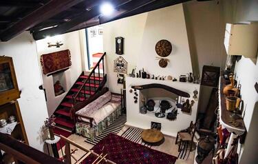 Γκουβερνιώτισσα