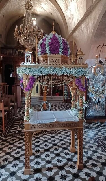 Επιτάφιος, Κοίμηση Θεοτόκου, Βούτες