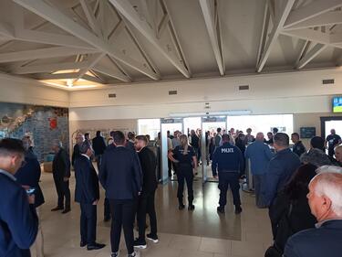 ΝΔ είσοδος σχόλιο