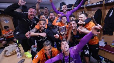 ΟΦΗ: Το πάρτι στα αποδυτήρια