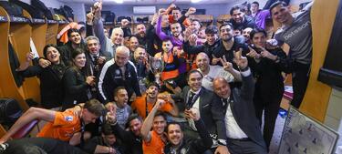 ΟΦΗ: Το πάρτι στα αποδυτήρια