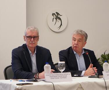 Ευάγγελος Τουρνάς, Σταύρος Αρναουτάκης 