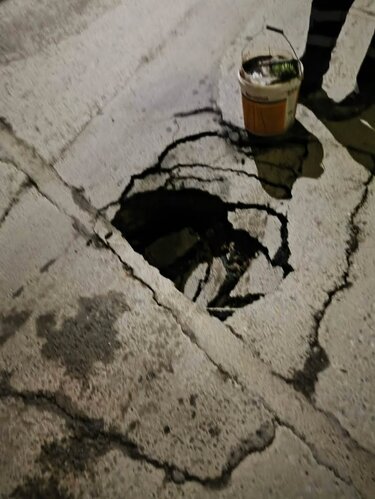 δρομος τρύπα οδός καστοριας