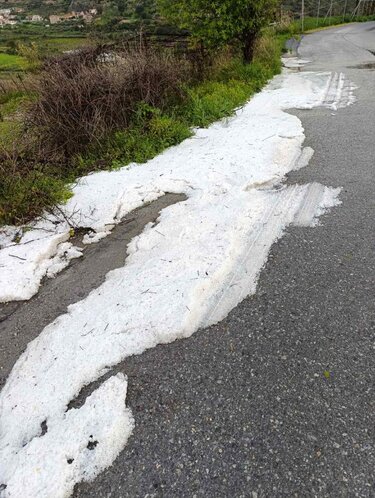 Χαλάζι δρόμος