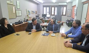 Δήμος Αγίου Νικολάου και Πολυτεχνείο Κρήτης ενώνουν δυνάμεις για καινοτομία και ΑΙ