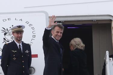 ζευγος-μακρον-αναχωρηση