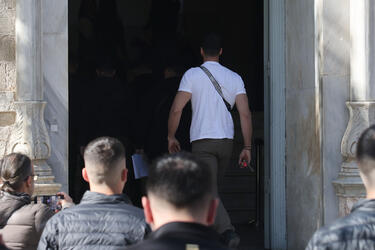 Αδέρφια επεισοδιο μπαρ Ηράκλειο