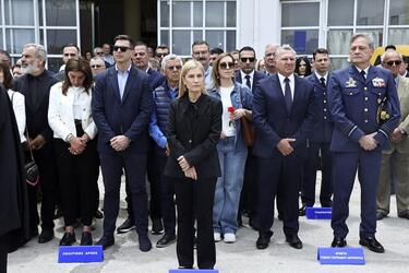 Συγκίνηση στις εδηλώσεις μνήμης για τον σμηναγό Κωνσταντίνο Ηλιάκη στα Χανιά 