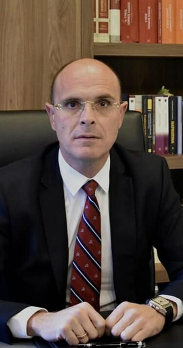 Γιώργος Κοκοσάλης, Δικηγόρος