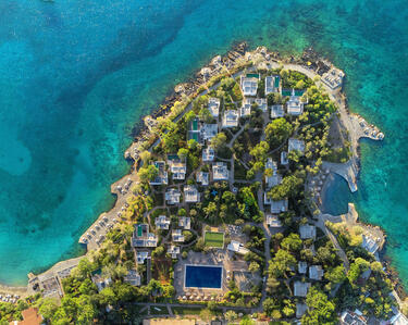Bluegr Hotels & Resorts