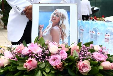 Σε κλίμα συγκίνησης το τελευταίο αντίο στη Γωγώ Μαστροκώστα