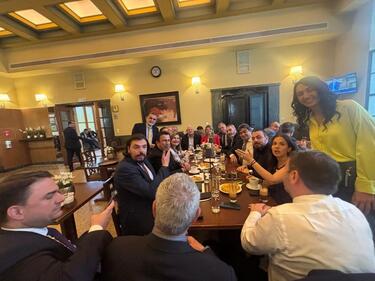 pasok_kafeneio_vouli