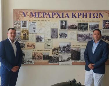 στρατιωτικοι μεραρχια κρητων