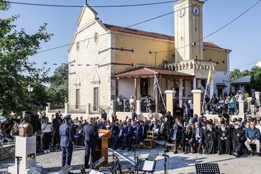 Σε κλίμα συγκίνησης και παρουσία ΠτΔ τα αποκαλυπτήρια της προτομής του Ν. Παπαδάκη - Φωτογραφίες