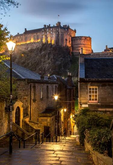 edinburgh-castle-taken