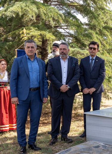 Μάχη Κρήτης, Λάρισα