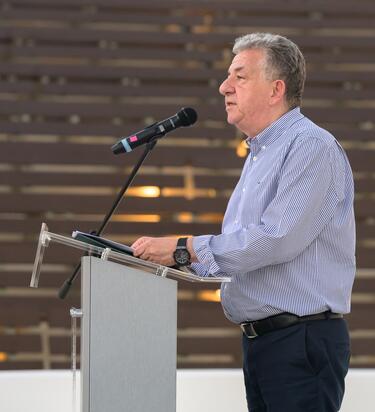 arnaoutakis
