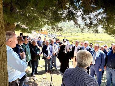 Δήμος Βιάννου: Με συγκίνηση και λαμπρότητα ο τριπλός εορτασμός στον Ομαλό για το Άγιο Πνεύμα, τη Φύση και την Αντίσταση