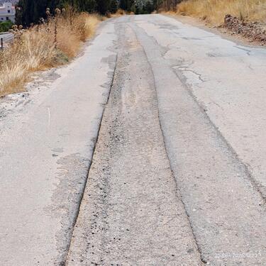 Δρόμος, Γούρνες, Φθορές