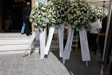 Αντωνογιαννάκη στεφάνια