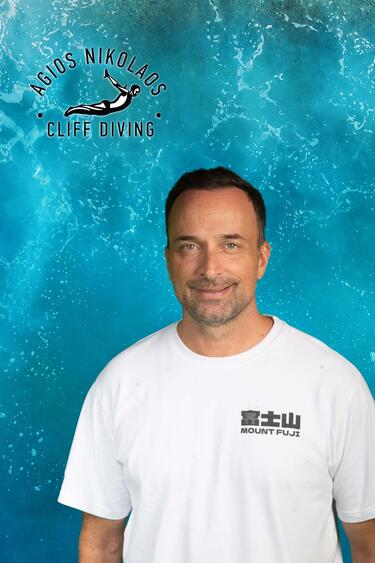 Cliff Diving 2026: οι πιο εντυπωσιακές βουτιές στον Άγιο Νικόλαο - Λιανός