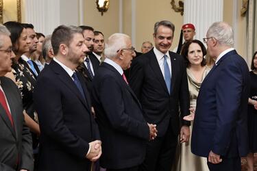 Η δεξίωση στο Προεδρικό Μέγαρο για την 52η επέτειο αποκατάστασης της Δημοκρατίας