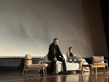 Εκδήλωση, Ενδοοικογενειακή Βία, Δρώμενο