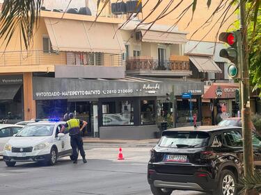 Εκτροπή Κυκλοφορίας, Λεωφόρος Δημοκρατίας