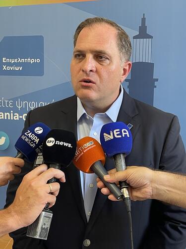 Σύσκεψη εργασίας στα Χανιά με τον Διοικητή της ΑΑΔΕ - Οι προτάσεις της επιχειρηματικής κοινότητας