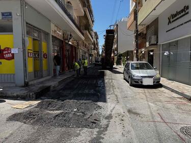 Ηράκλειο: Νέα άσφαλτος στο κέντρο της πόλης - Πώς εξελίσσονται οι παρεμβάσεις