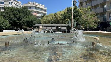 plateia kornarou syntrivani