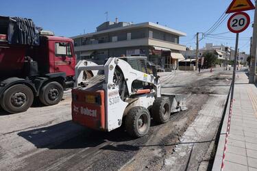  Σε εξέλιξη βρίσκονται οι εργασίες φρεζαρίσματος στην οδό Νάθενα