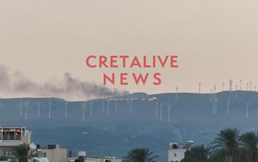 Σητεία: Φωτιά στα Αχλάδια - Μεγάλη κινητοποίηση από την Πυροσβεστική!