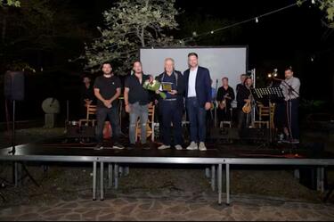 Ήταν μια βραδιά όπου η μουσική του Μουντάκη απέδειξε γι' ακόμη μία φορά πως δεν ανήκει μόνο στο παρελθόν, αλλά συνεχίζει να ζει μέσα από τους ανθρώπους που τη διδάχθηκαν και την υπηρετούν.