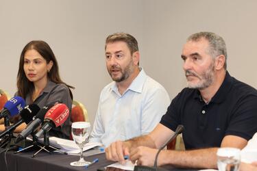 Κρήτη: Σήμα κινδύνου από τους παραγωγούς, δεσμεύσεις Ανδρουλάκη για τη στήριξη της παραγωγής και της υπαίθρου
