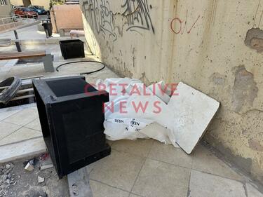 Εικόνες εγκατάλειψης: «Σκουπιδότοπος» το Μποδοσάκειο λίγο πριν χτυπήσει το πρώτο κουδούνι (φωτογραφίες)