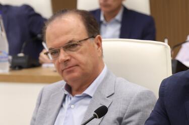 Η άνοδος της ακροδεξιάς και οι μετανάστες… ρατσιστές!