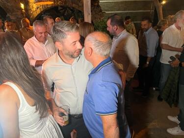Δείπνο στο Ψυχρό… σε θερμό κλίμα για το ΠΑΣΟΚ!