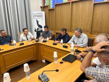 Τουριστικά λεωφορεία: Τράβηξαν... χειρόφρενο οι οδηγοί στο Ηράκλειο