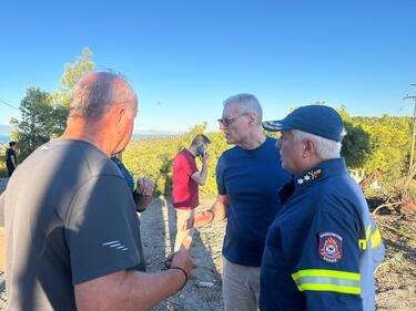 Ο υπουργός εξέφρασε τη βαθιά του θλίψη για την απώλεια των δύο μελών του πληρώματος και τα ειλικρινή του συλλυπητήρια στις οικογένειες και τους οικείους τους, καθώς και στην οικογένεια της Πολεμικής Αεροπορίας.