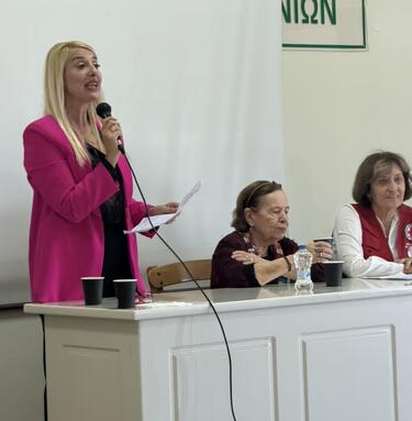 Η μνήμη, οι ανθρώπινες σχέσεις και όσα κουβαλά ο καθένας από τη δική του ιστορία βρέθηκαν στο επίκεντρο της εκδήλωσης «Εκεί, όπου οι λέξεις γίνονται ζωή…»