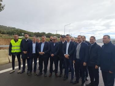 ΒΟΑΚ, Επίσημοι