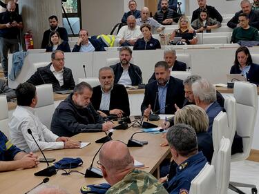 Βασίλης Κεγκέρογλου, Σύσκεψη, Κακοκαιρία