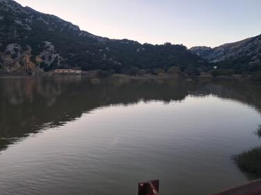 oropedio limni4