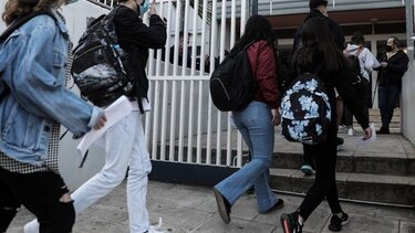 Επιστροφή στα θρανία και αντίστροφη μέτρηση για τη λήξη της σχολικής χρονιάς