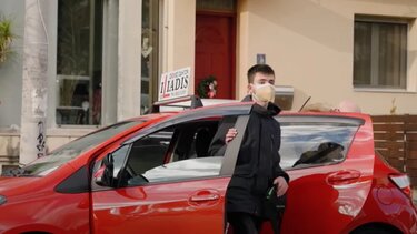 Αυτός είναι ο πρώτος ανήλικος μαθητής που πήρε «δίπλωμα οδήγησης»